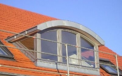 Wulf und Berger Büttelborn - Massanfertigungen - individuelles Blech für Fenster bei rundem Dachausbau